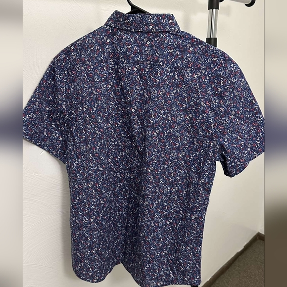 Banana republic button up - Picture 1 of 3